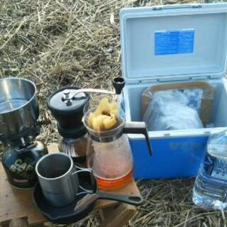 １日4時間程度、草刈り機持参で草刈り可能な方を募集。「作業用に新型コロナウィルスを99.9%不活性化するマスクを支給いたします。」の画像