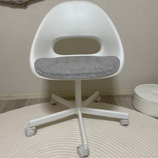 イス