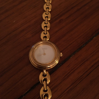 GUCCI  腕時計の画像