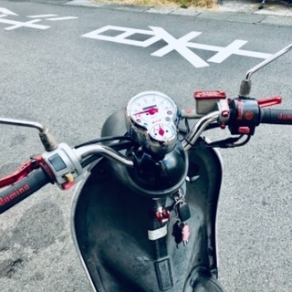 【交換・下取可】　ビーノ　人気のSA37J‼️　インジェクションモデル✨　嬉しいリモコン付き💡　フルカスタム　フロント　ディスクブレーキ仕様‼️ その他カスタム・整備多数‼️ 自賠責2年付き即乗りOK✨　新品パーツ盛りだくさん　他とは違うカスタムビーノいかがでしょう⁉️ 格安にての画像