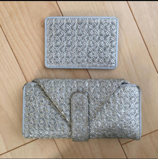 ハヤシヒロコ　名刺入れ　財布はおまけ