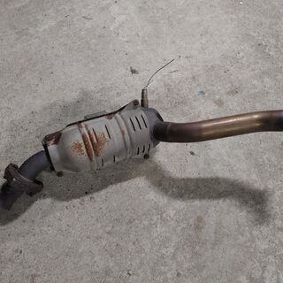 ホンダ　GD1 L13A フィット　キャタライザー フィット GD1 触媒 キャタライザー L13A 素材用 (A0414)