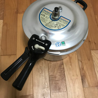 【お取引済】22cm 圧力鍋 ガスコンロ用 coop コープ