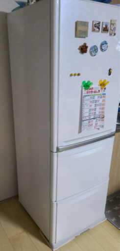 三菱冷蔵庫 384L　MR-CL38NF-W　2005年製