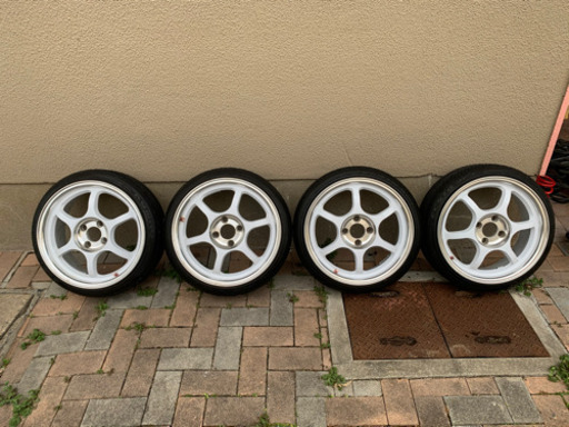 ブラックレーシング　16インチ　6.5J ひっぱり　軽　キャンバー