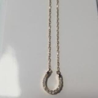K10 ダイヤモンド　馬蹄ネックレス  ホースシュー✨の画像