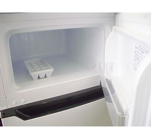 〇 札幌 2019年製 93L 2ドア冷蔵庫 ハイセンス HR-B95A 一人暮らし 単身用 ホワイト 白 小型冷蔵庫 Hisense