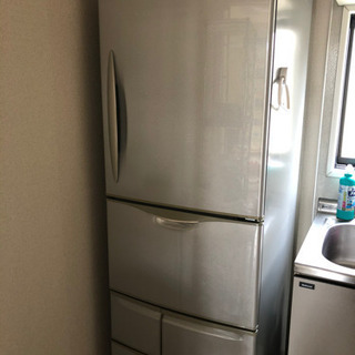 冷蔵庫　無料です