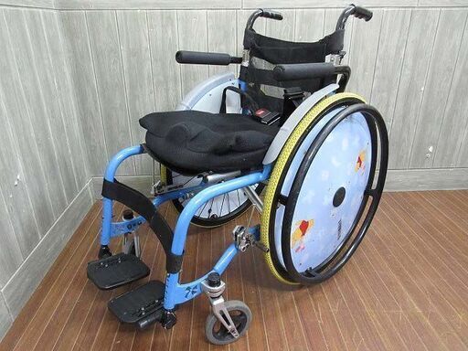 ss1910　MAX　自走式車椅子　マックスプレジャー04　スポークカバー付　マックス　車いす　折りたたみ　水色　ブルー　くまのプーさん　車イス　自走型　介護　介助　看護　病院　施設　移動補助