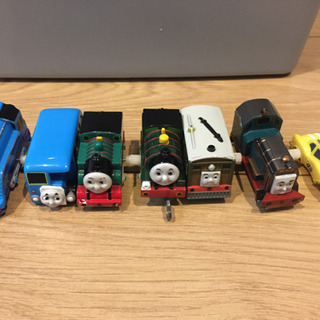 差し上げます。カプセルプラレール。トーマス。