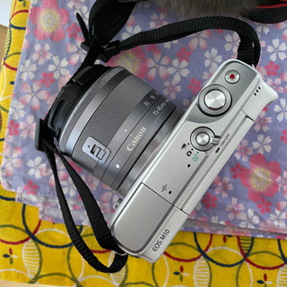 キャノン eos m 10【値下げ交渉受けます】