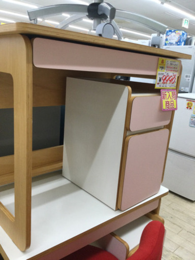 1/26 定価¥29,900 モデルルームなどでお馴染みの[LEGNATEC] 便利な学習机3点セット?　お祝いなどにいかがですか⁉️