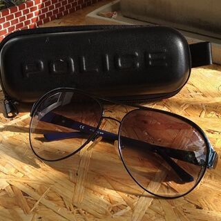 【オシャレ】POLICE ポリスのサングラス　ティアドロップ