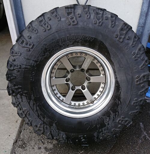 【完売御礼！】リフトアップ四駆向けホイールとタイヤのセット（4本）