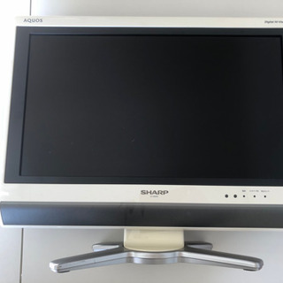 液晶テレビ  SHARP製 20型