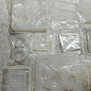 最終値下げ☆レジン用モールド14点セット 3,000円の画像