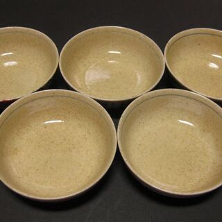 塗り箱入り　模様違い焼物椀5客・塗り物椀2客(蓋5客)の画像