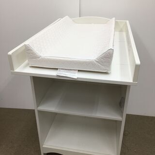【値下げしました！】棚にもなる　おむつ交換台（IKEA）※デルタ...