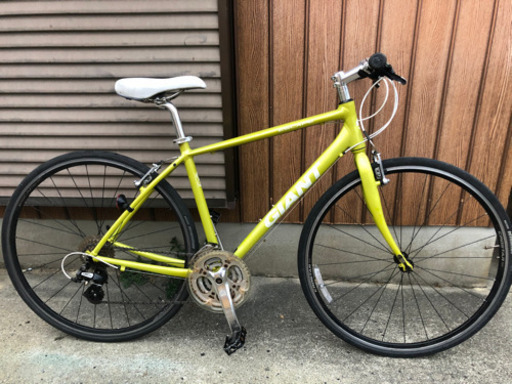 2016  GIANT escape R3  クロスバイク　ジャイアント