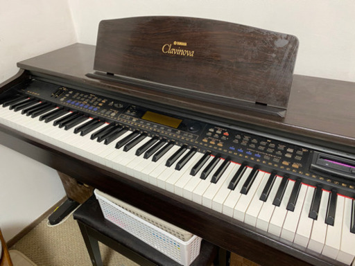 YAMAHA CVP-103