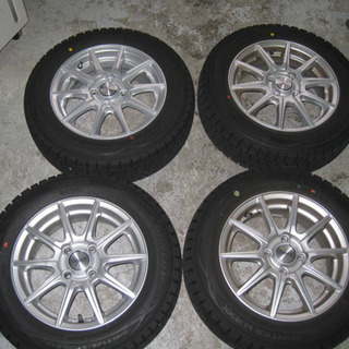 スタッドレスタイヤ 14インチ 175/65R14 バリ山 アルミホイール ウィンターマックス 1シーズンのみ使用 フィットの画像