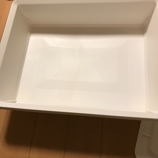 IKEAの収納ケース　小2個　大2個の画像