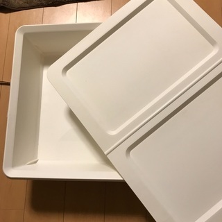 IKEAの収納ケース　小2個　大2個の画像