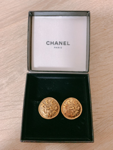 CHANEL イヤリング