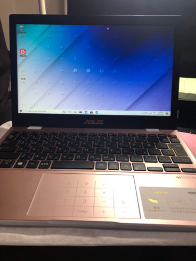 ノートパソコン　ASUS  E210MA