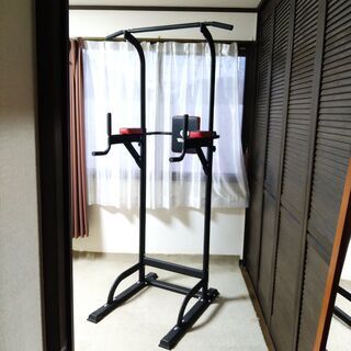 懸垂マシン、チンニングマシン、ぶら下がり健康器、筋トレ