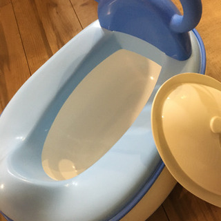 美品！futafutaおまる　商談中