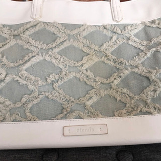 rienda トートバッグ デニムフリンジの画像