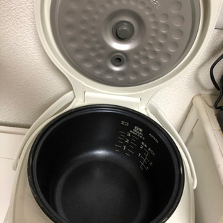 【中古】タイガー炊飯ジャー　3合炊きの画像