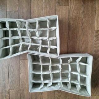 折れる小物収納の画像