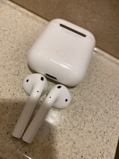Apple AirPods Bluetooth ワイヤレスイヤホン アップル 充電器 エアーポッズ 充電ケース MMEF2J/A