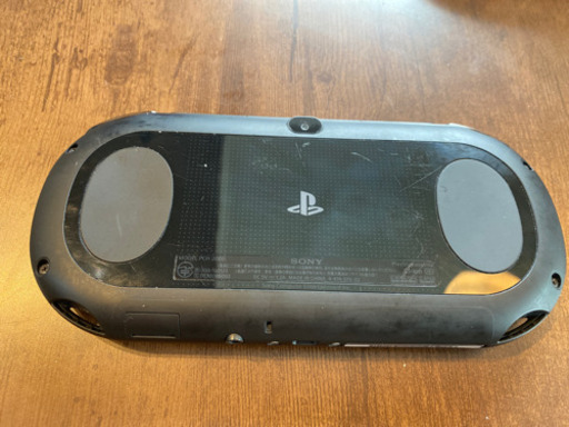 【お話中週末限定お値下げ‼︎】PlayStation vita 2000 PS ヴィータ　本体