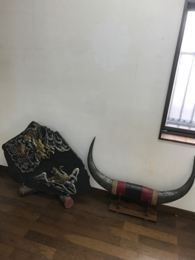 龍と虎の重たい石　　角の飾り^ - ^