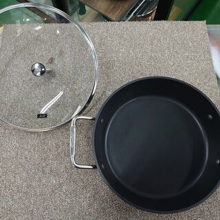 フィスラー(Fissler)　両手鍋 24㎝　ガラス蓋付き【愛品倶楽部柏店】の画像