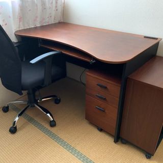（決まりました）ビジネスデスク　椅子　棚　引き出し