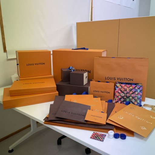 LOUIS VUITTON 空箱　紙袋