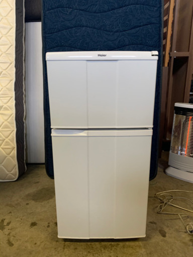s0127-2 ハイアール　冷凍冷蔵庫　JR-N100C ホワイト　98L 2012年製