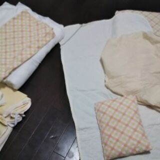 中古西松屋ベビー布団の画像