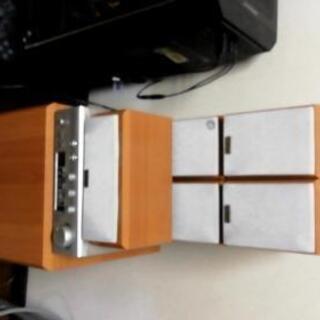 自作パソコンと5.1chサラウンドスピーカーセットの画像