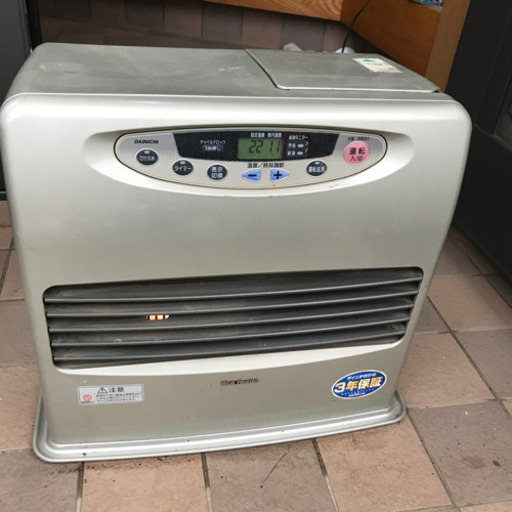 ダイニチ 石油ファンヒーター FW-5580E ～20畳 大型暖房器具