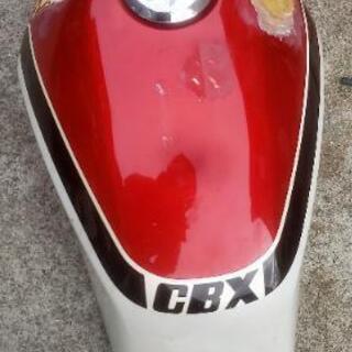 CBX400Fタンクの画像