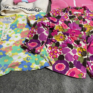 子供服セットの画像