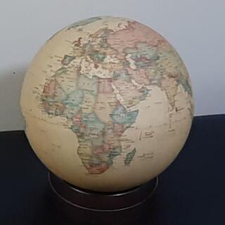 【取引中】地球儀　アンティーク風の画像