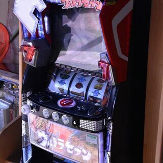 【入手困難】★パチスロウルトラセブンKC★オッケー★ ウルトラシリーズ★動作良好★美品★実機★パチンコ★スロット★の画像