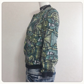 ご購入者様決定[BsK♥Bershka]エスニック柄 サイケ レトロ ジャンパー ブルゾンの画像