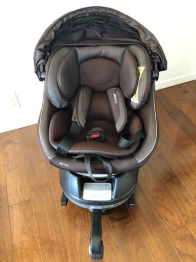 コンビ チャイルドシート ISOFIX
